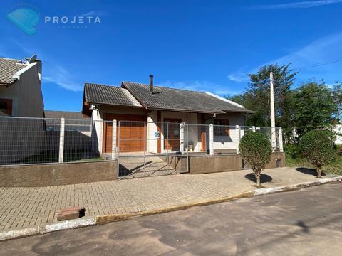Casa à venda em Igrejinha, Vila Nova, com 2 quartos, com 77.51 m²